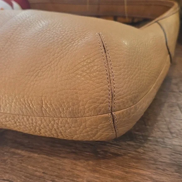 Coach ERGO MINI ZIP #11611 - Picture 4 of 8